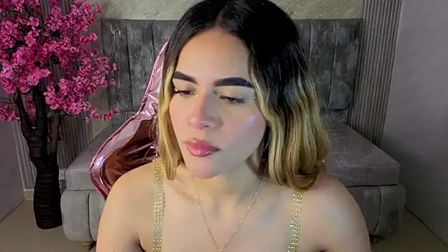 lilith4 s online show from 10-25-25, 08:42