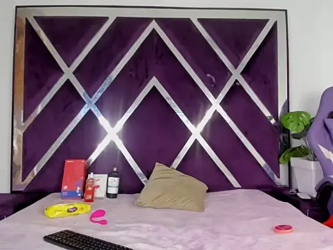 angelkyraasm online show from 02-21-26, 12:40