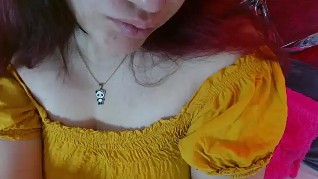 Snapshot of Pandy_888 chatting on 11-12-25, 12:42 Pandy 888 online show from 11-12-25, 12:42