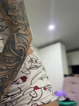 Isabella-Teen online show from 04-04-26, 02:07