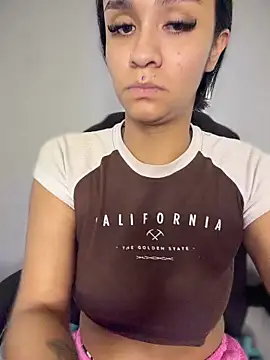 Isabella-Teen online show from 04-12-26, 02:15