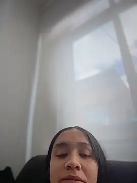 Snapshot of Isabella-Teen chatting on 07-16-26, 04:37 Isabella-Teen online show from 07-16-26, 04:37