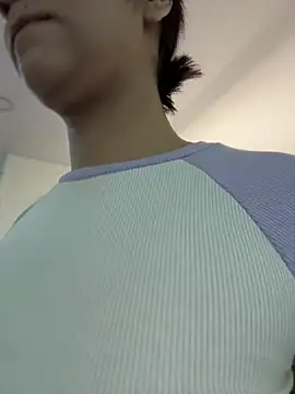 Isabella-Teen online show from 12-21-25, 02:24