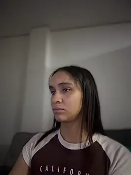 Isabella-Teen online show from 02-23-26, 02:02