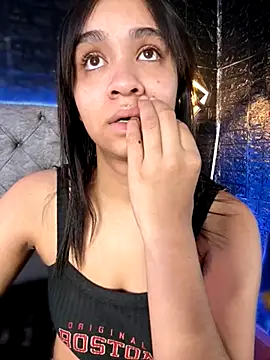 Isabella-Teen online show from 09-26-25, 02:18