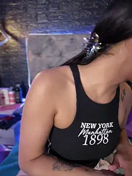 Isabella-Teen online show from 10-23-25, 02:10