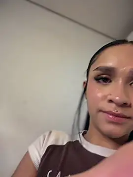 Isabella-Teen online show from 04-11-26, 07:45