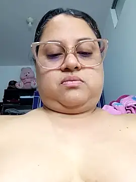 Snapshot of Chiki_hot92 chatting on 03-03-26, 11:45 Chiki hot92 online show from 03-03-26, 11:45