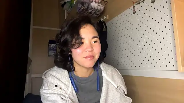 JennyCarpenter online show from 04-18-26, 10:21