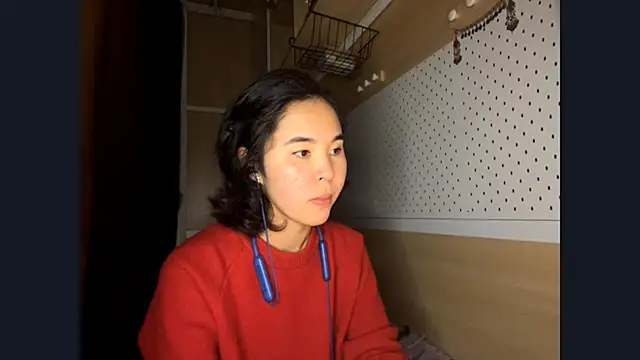 JennyCarpenter online show from 04-23-26, 05:14