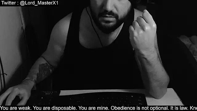 Snapshot of Lord_MasterX chatting on 10-05-25, 02:13 Lord MasterX online show from 10-05-25, 02:13