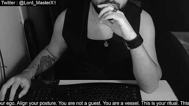 Snapshot of Lord_MasterX chatting on 10-08-25, 03:08 Lord MasterX online show from 10-08-25, 03:08