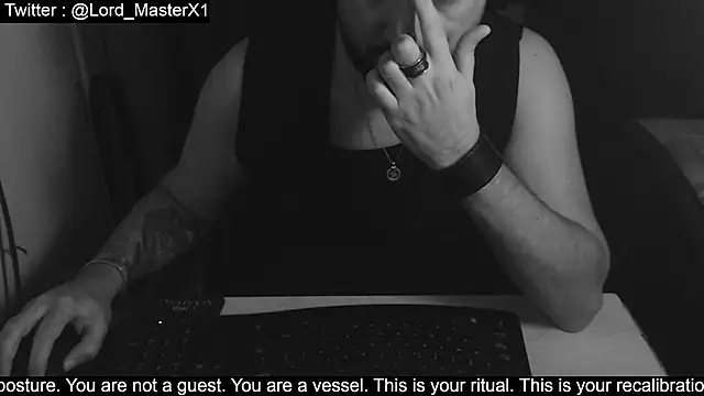 Snapshot of Lord_MasterX chatting on 10-10-25, 03:07 Lord MasterX online show from 10-10-25, 03:07