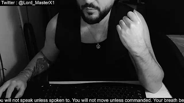 Snapshot of Lord_MasterX chatting on 10-11-25, 02:34 Lord MasterX online show from 10-11-25, 02:34