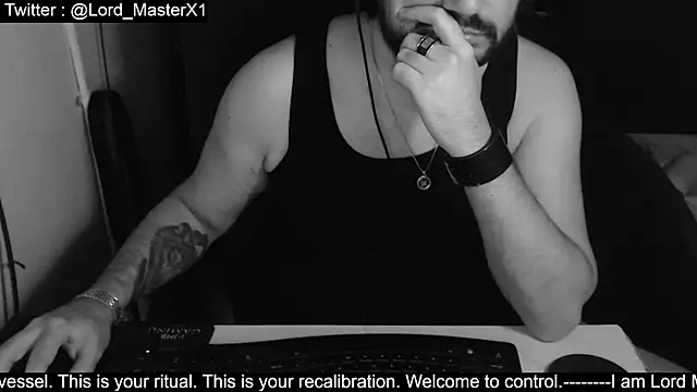 Snapshot of Lord_MasterX chatting on 10-03-25, 02:04 Lord MasterX online show from 10-03-25, 02:04
