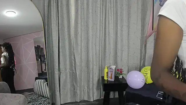 Snapshot of alix_noa chatting on 01-10-26, 07:31 alix noa online show from 01-10-26, 07:31