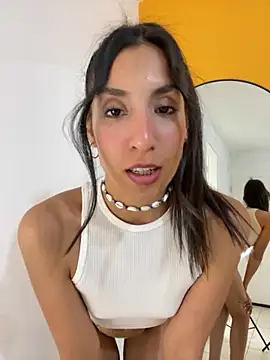 MaddyX   online show from 09-20-25, 07:08