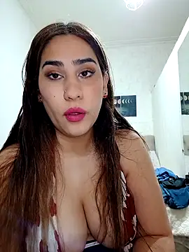 Snapshot of Nahiarabiel chatting on 10-11-25, 01:45 Nahiarabiel online show from 10-11-25, 01:45