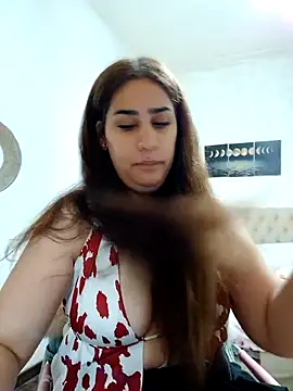 Snapshot of Nahiarabiel chatting on 10-06-25, 07:03 Nahiarabiel online show from 10-06-25, 07:03