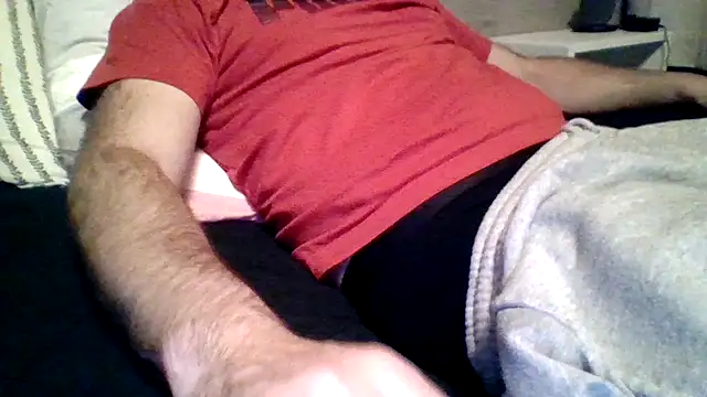 Snapshot of maxh08625 chatting on 09-26-25, 11:00 maxh08625 online show from 09-26-25, 11:00