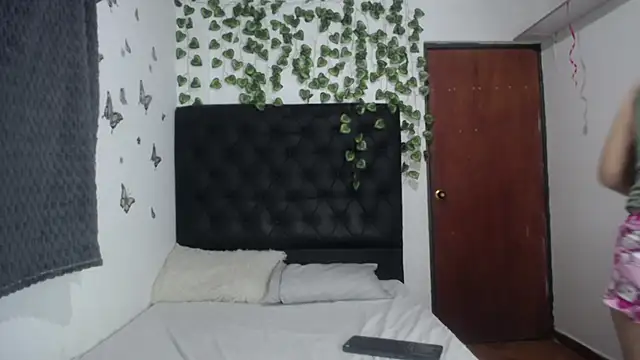 isabel 09 online show from 03-05-26, 03:14