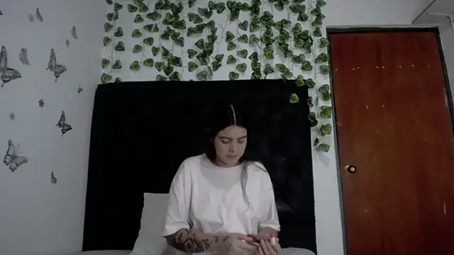 isabel 09 online show from 04-06-26, 12:28