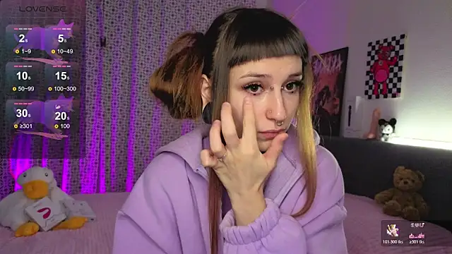 LilithPoison online show from 10-30-25, 06:05