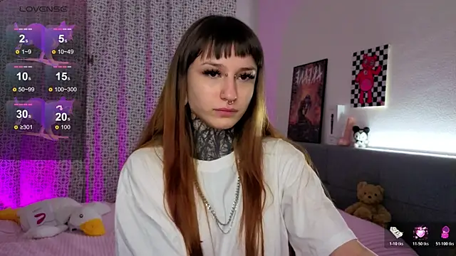 LilithPoison online show from 12-17-25, 06:35