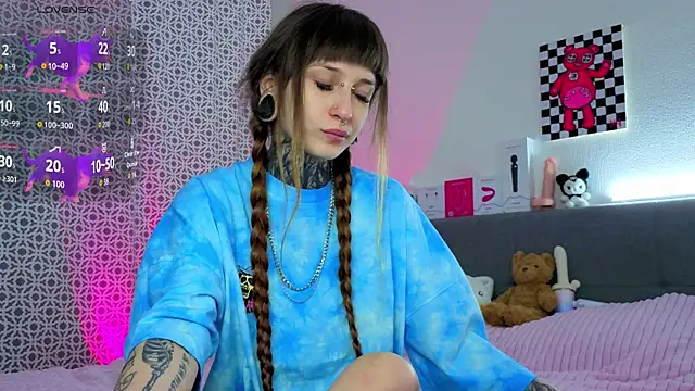 LilithPoison online show from 03-15-26, 06:37