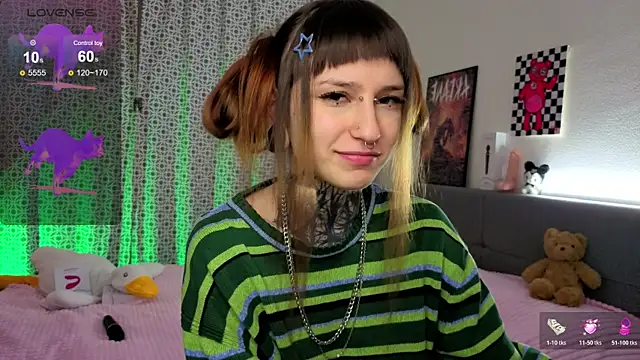 LilithPoison online show from 12-04-25, 07:02