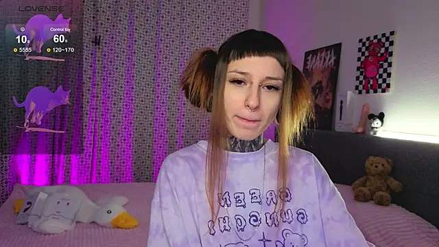 LilithPoison online show from 11-06-25, 06:01