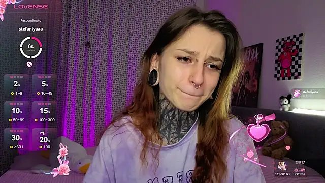 LilithPoison online show from 10-17-25, 06:10