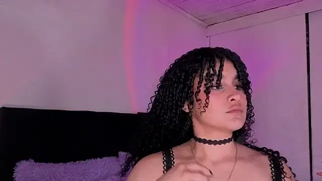 Snapshot of missvaneblake chatting on 06-24-26, 02:15 missvaneblake online show from 06-24-26, 02:15