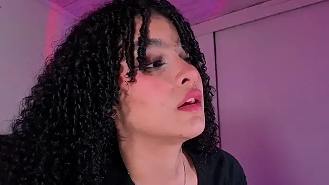 Snapshot of missvaneblake chatting on 06-19-26, 12:44 missvaneblake online show from 06-19-26, 12:44