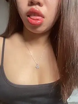 Rose-babyx online show from 04-24-26, 02:02