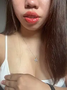 Rose-babyx online show from 04-21-26, 02:14