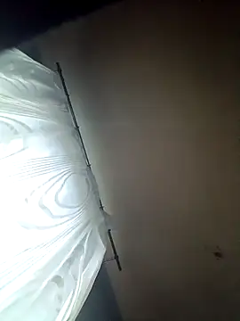 Jarektchurzewski online show from 12-22-25, 01:44