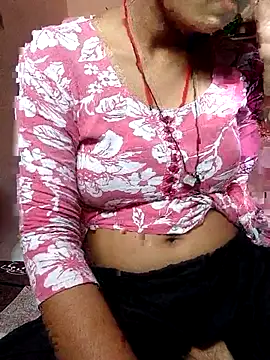 Hot sundri83838 online show from 04-12-26, 07:33