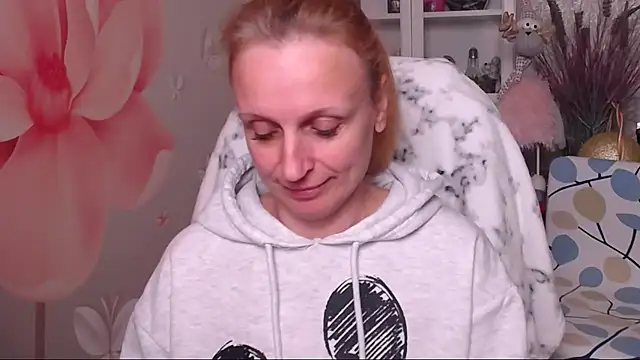 Venus love1 online show from 12-22-25, 06:19