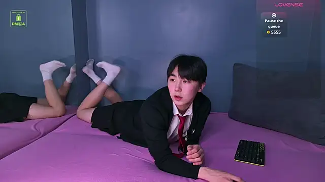 HeejinWang online show from 12-17-25, 10:20