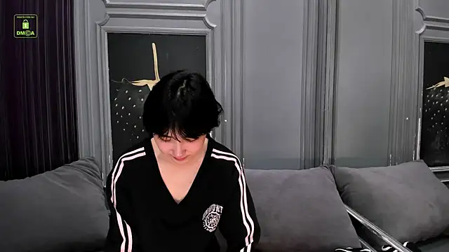 HeejinWang online show from 05-06-26, 04:27
