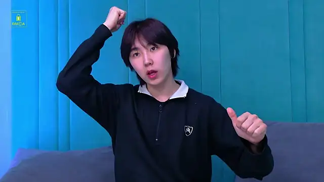 HeejinWang online show from 04-10-26, 08:05