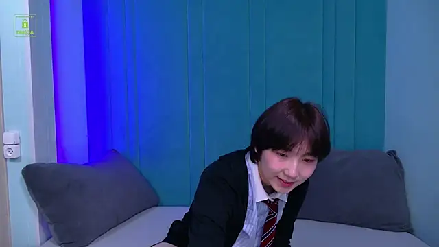 HeejinWang online show from 04-12-26, 03:37