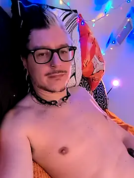 cruiserpup online show from 10-19-25, 01:14