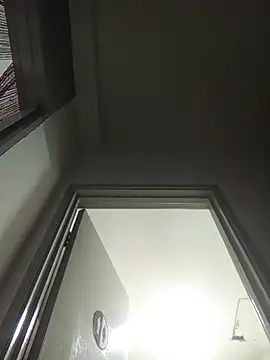 estradiolist online show from 03-23-26, 04:18