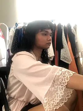 estradiolist online show from 10-23-25, 05:06