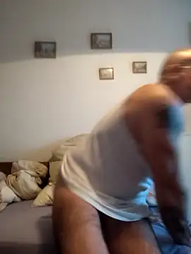 Snapshot of chcem1975 chatting on 01-19-26, 07:56 chcem1975 online show from 01-19-26, 07:56