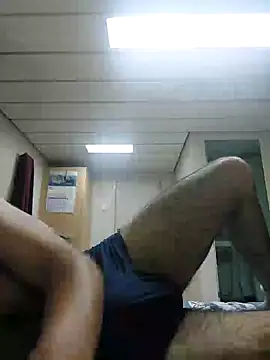 Alecumload online show from 12-20-25, 02:09