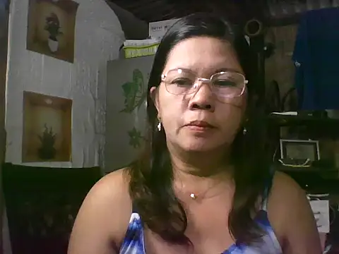 Snapshot of asian_bhebs1 chatting on 10-18-25, 09:39 asian bhebs1 online show from 10-18-25, 09:39
