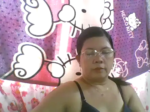 Snapshot of asian_bhebs1 chatting on 10-15-25, 06:00 asian bhebs1 online show from 10-15-25, 06:00